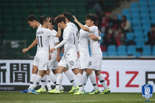 한국은 11일 열린 2019 EAFF E-1 챔피언십(동아시안컵) 홍콩전에서 황인범의 결승골에 힘입어 2-0으로 이겼다 ⓒ대한축구협회