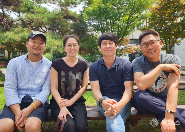 셀미트 창업멤버. 박길준 대표(왼쪽부터), 김희정 박사, 이경본 교수, 최창경 교수.