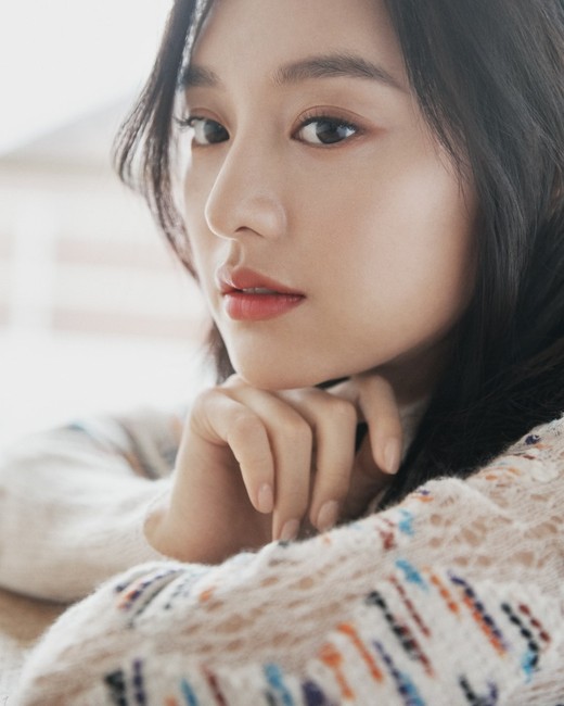 배우 김지원이 코로나19 피해 극복을 2천 만원을 기부했다 (사진: 솔트엔터테인먼트 제공)