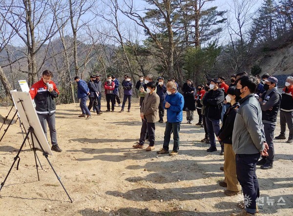 김평기 울진국유림관리소장의 산불피해현황 설명