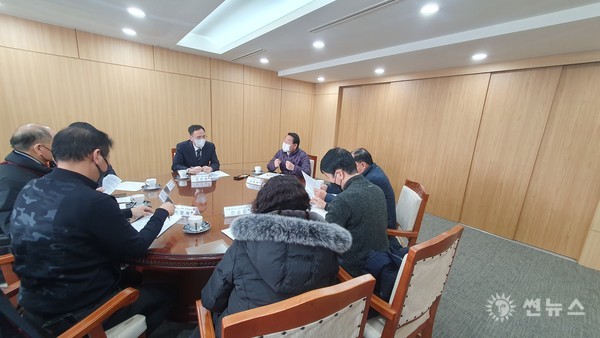 유정복 인천시장이 16일 지하도상과 대표가 간담회를 개최했다