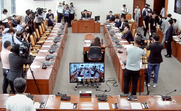 12일 서울 여의도 국회에서 과학기술정보방송통신위원회 전체회의가 열리고 있다